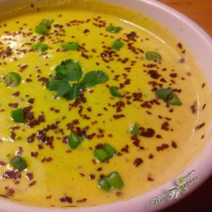 Raw Creamy carrot ginger soup